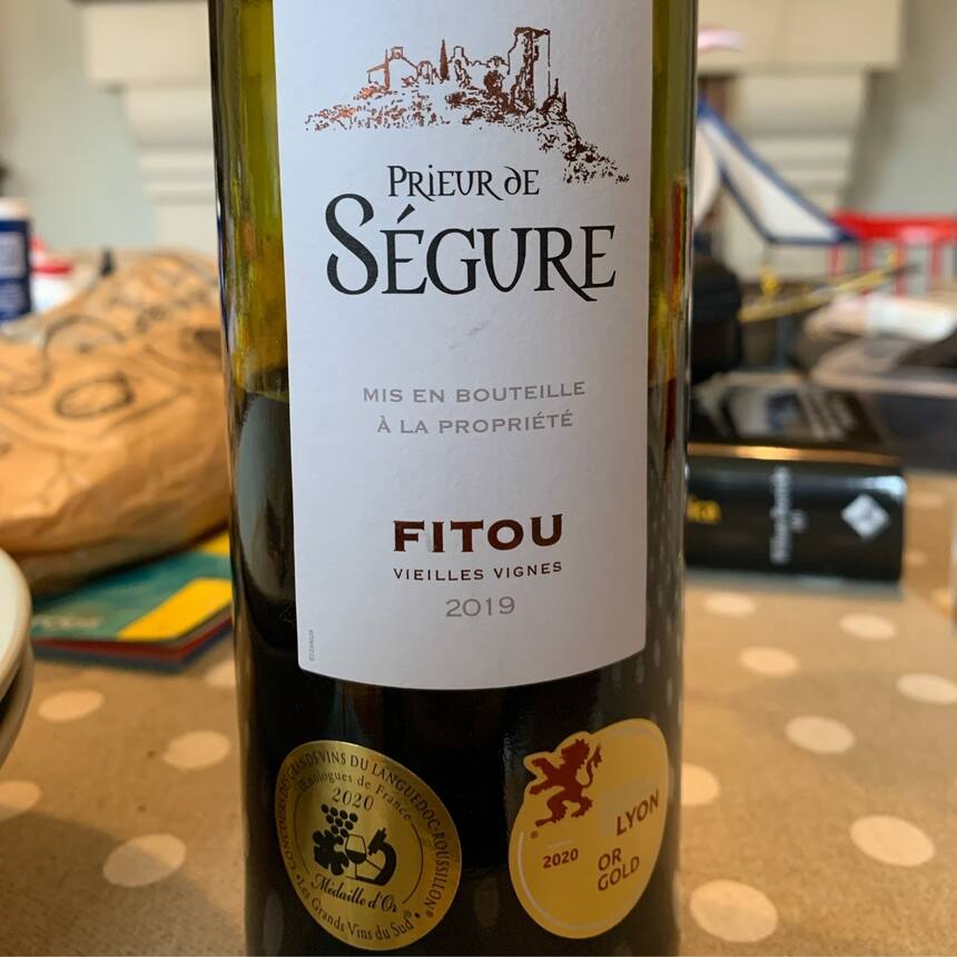 This €4 bottle of wine, was really fantastic.  If someone had told me it was a $